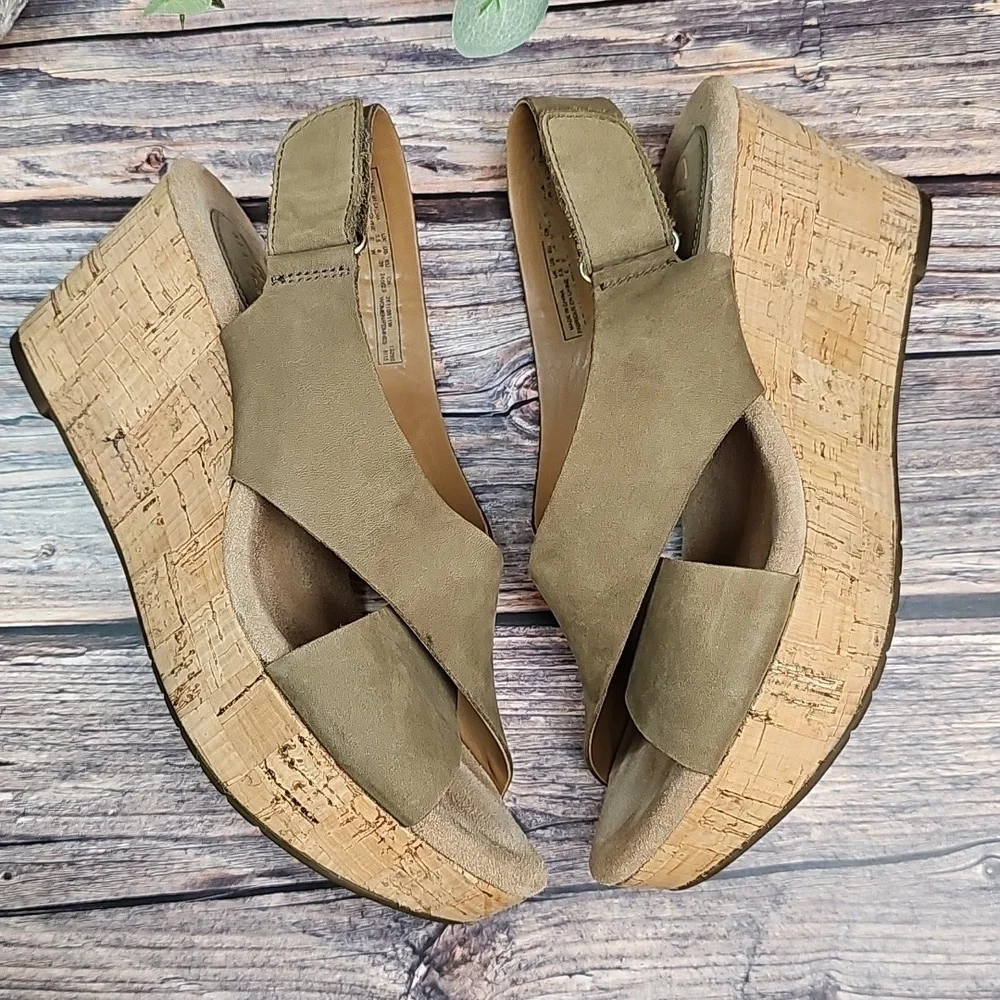 CLARKS ARTISAN SUEDE WEDGE CORK HEEL SLINGBACK SANDAL